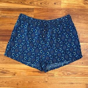 Forever 21 Pull On Printed Shorts Size Medium